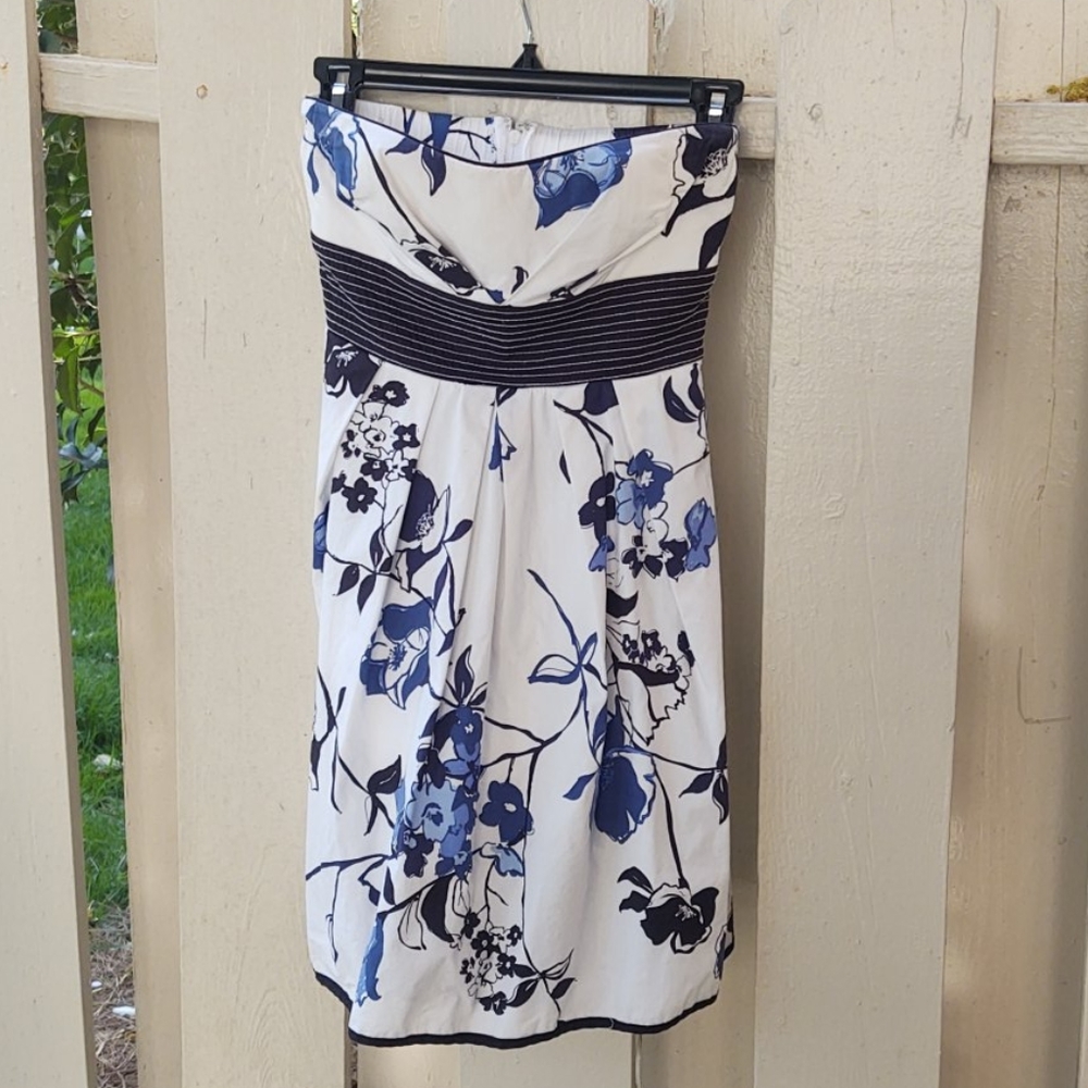 Sundress - Picture 3 of 6